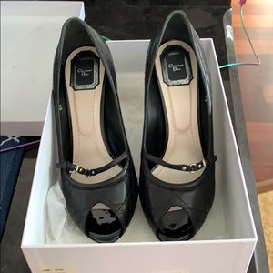 Dior peep heels